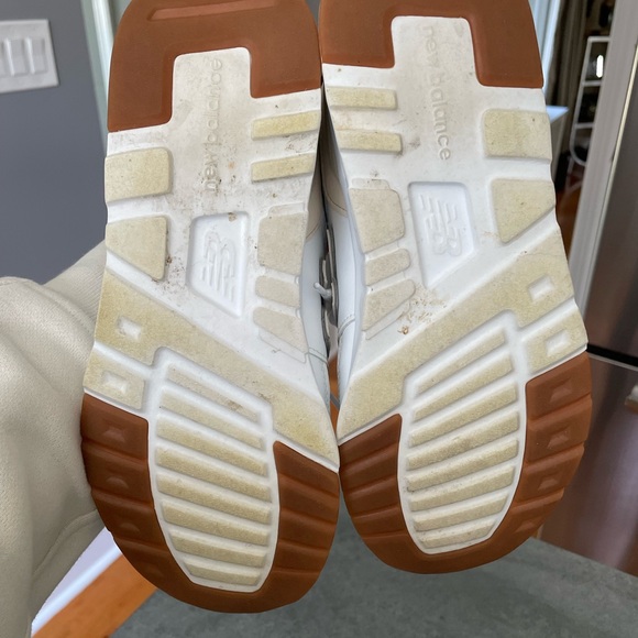 New Balance 997H Athletic Shoe - Big Kid - White / Leopard Size 7 (8/8.5 women) - Picture 7 of 8